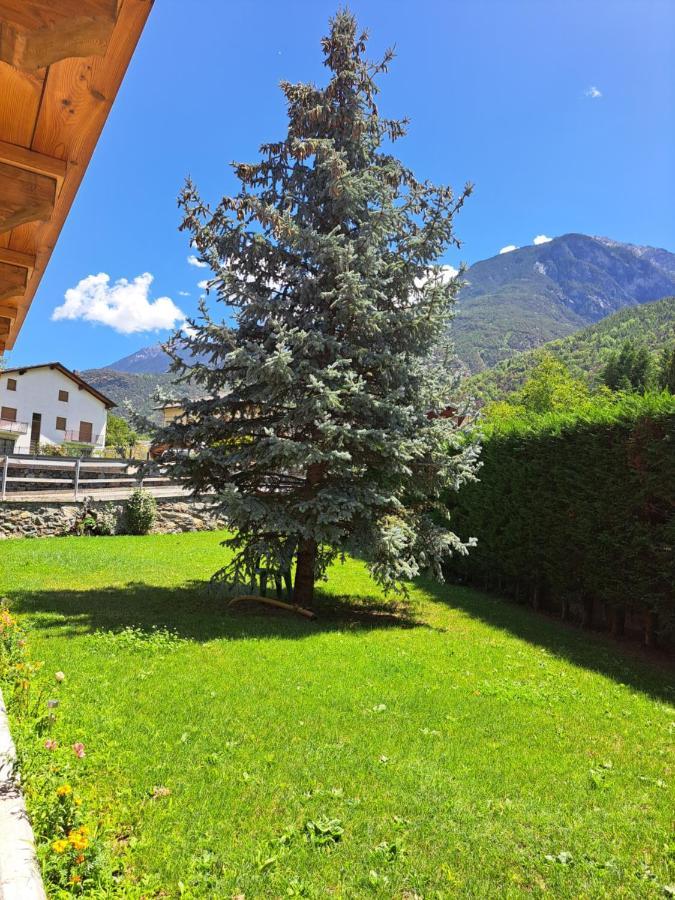 La Maison De Chantal Fenis Exterior foto